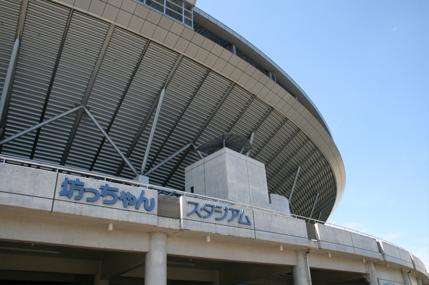 松山中央公園野球場の画像