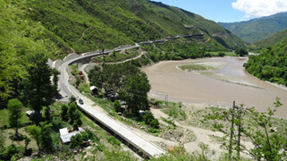 シンズリ道路