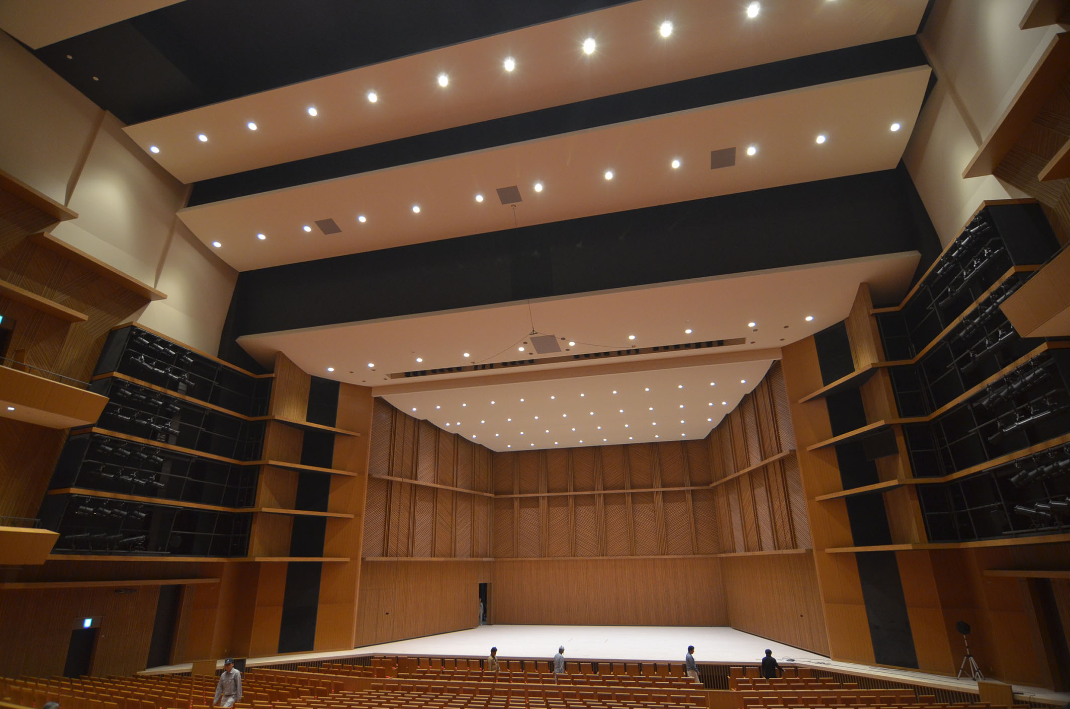 音楽ホール（2,000席）