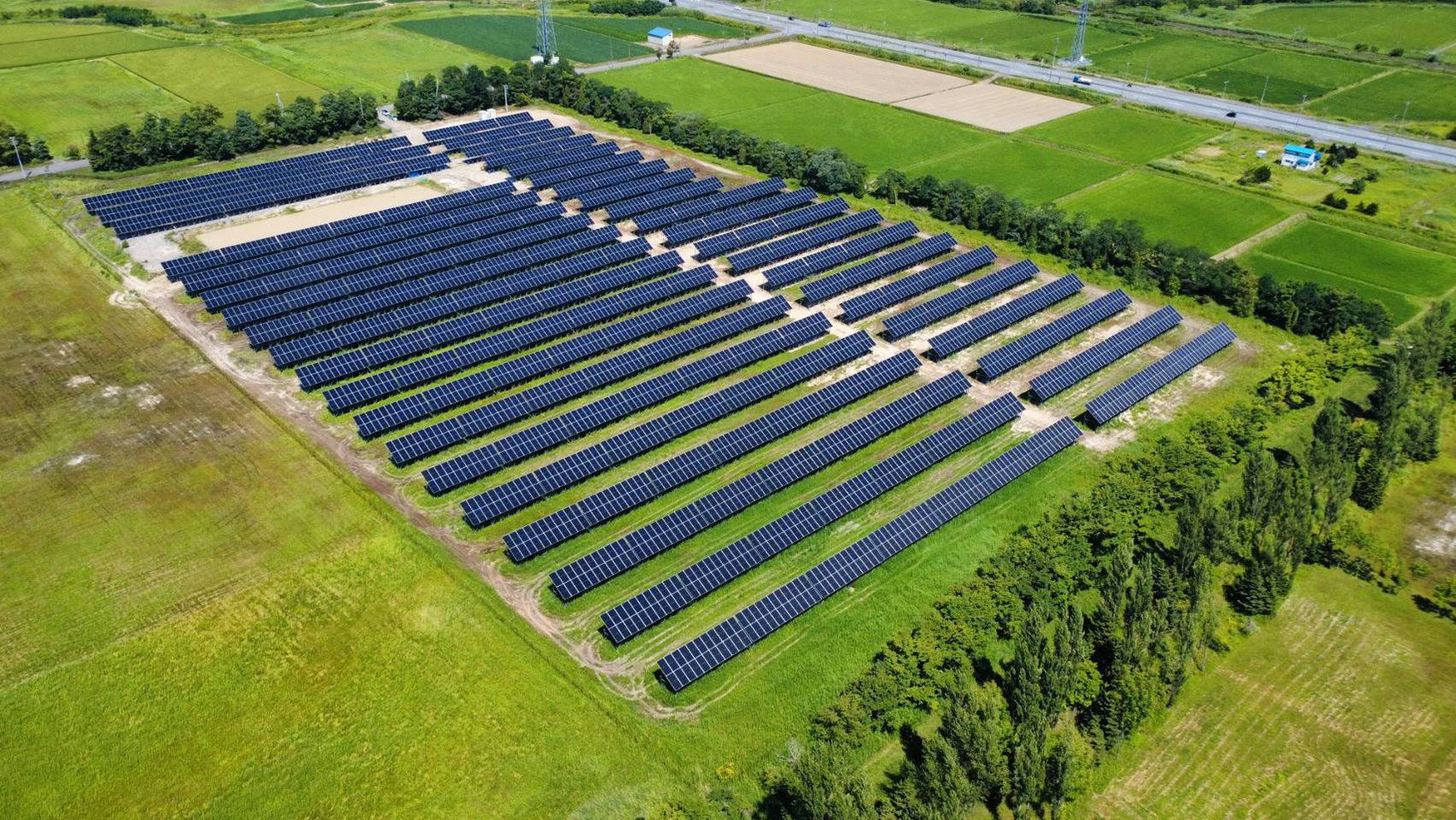 写真1：美唄市茶志内太陽光発電所